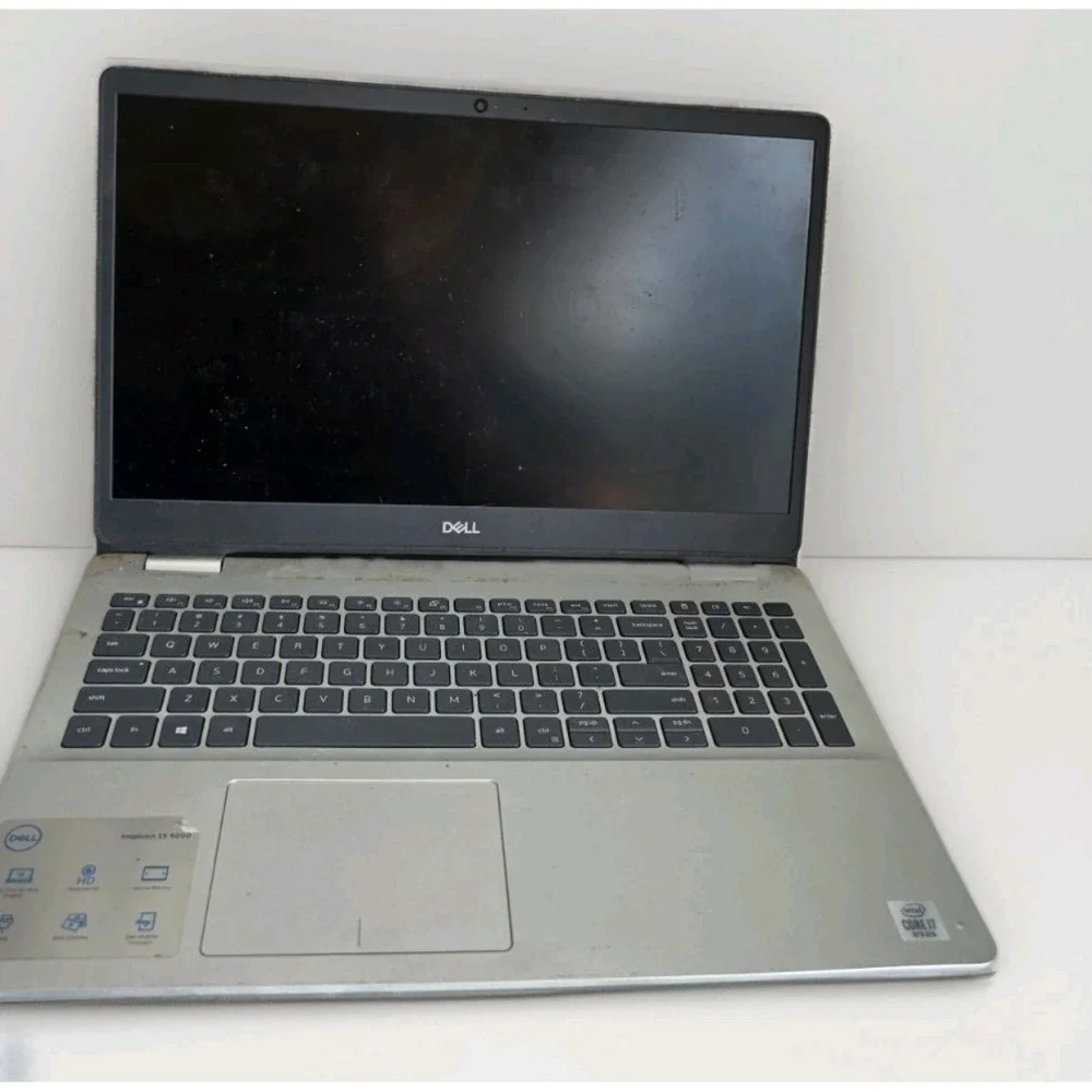 Dell Inspiron 5593 is a 15.6-inch mainstream budget laptop